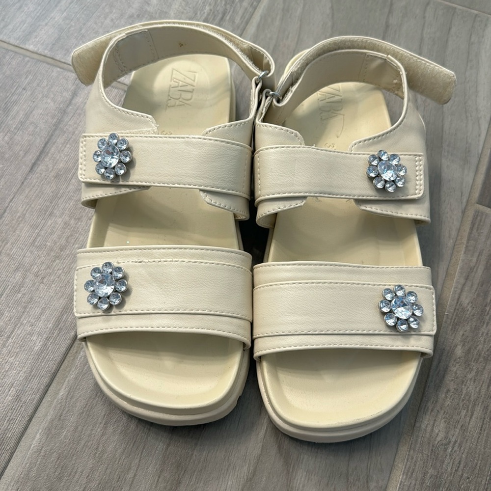 Zara Embellished platform Sandals size 37 ( US 6.5)